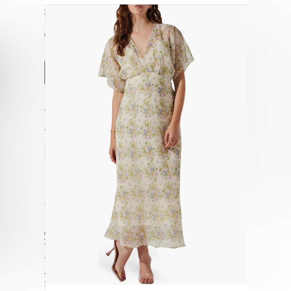 Astr the label floral flutter sleeve chiffon dress